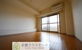 洋室8帖