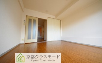 洋室8帖