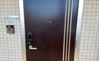玄関ドア