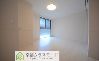Room8.3