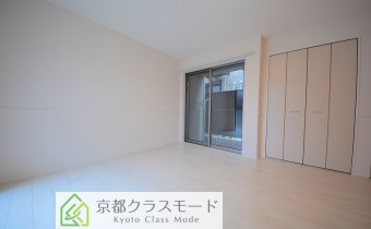 Room8.3