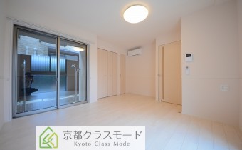 Room8.3