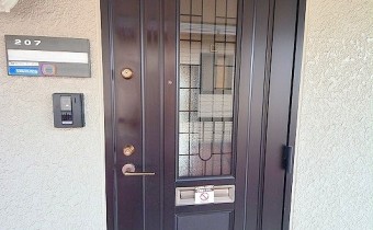 玄関ドア