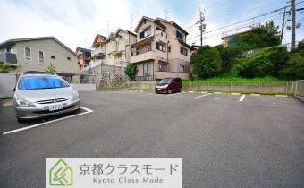敷地内ガレージ