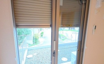 シャッター雨戸