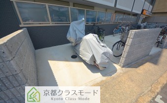 バイク置き場