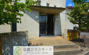 マンション玄関