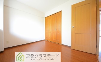 洋室5帖・別アングル