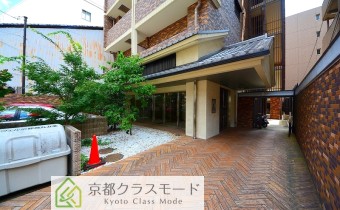 マンションエントランス