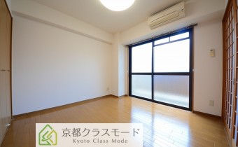 洋室6.4帖