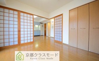 洋室6.4帖・別アングル