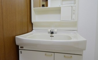 ※室内写真は同マンション内・別タイプの参考画像となります。