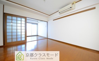 ※室内写真は同マンション内・別タイプの参考画像となります。