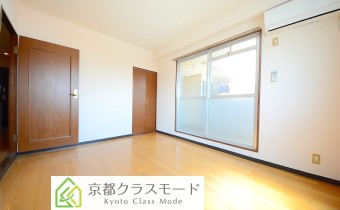 洋室6.6帖・別アングル