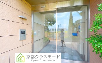 オートロックドアー