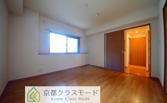 洋室7.5帖・別アングル