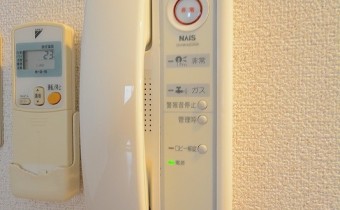 インターホン