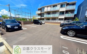 敷地内ガレージ
