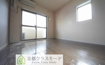 ※室内写真は同マンション内の別タイプのお部屋になります。