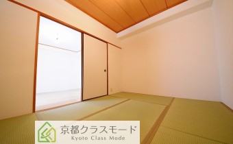 和室6帖　※写真は同物件405号室のものです。