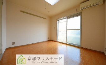 南向きで陽当たり良好なお部屋♪