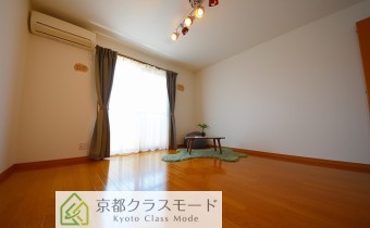 室内　※家具は付きません