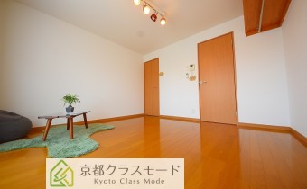 室内　※家具は付きません