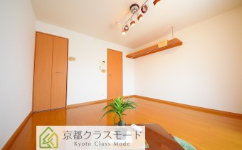 室内　※家具は付きません