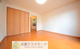 Room8