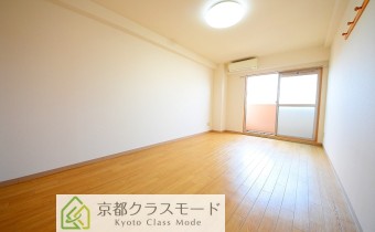 洋 10帖　好立地にある広々としたお部屋！