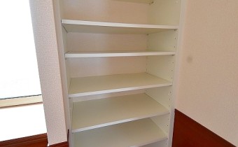 収納棚