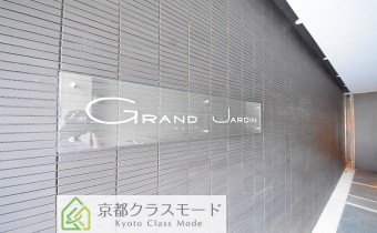 デザイナーズ風のお洒落なマンションです♪