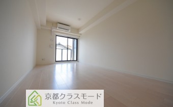洋室10.6帖・別アングル