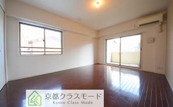 洋室12.3帖・別アングル