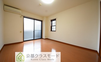 Room7.7　※画像は同タイプ角部屋の参考画像です。