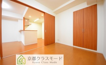 ※室内写真は同マンション内の別タイプのものです。参考にご覧ください。