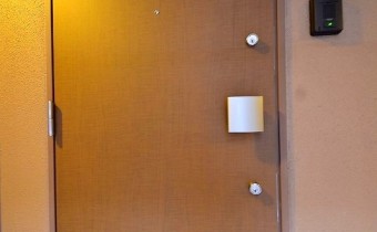 玄関ドア