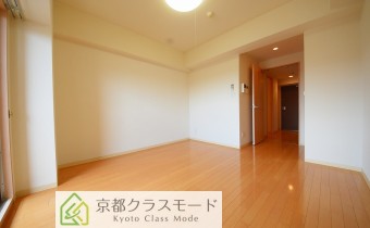 ※室内写真は同マンション内・別タイプのお部屋になります。