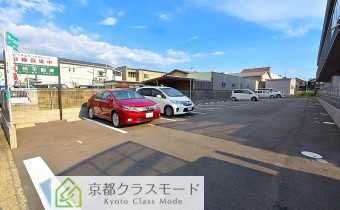 敷地内ガレージ