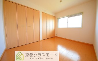 洋室6帖②　主寝室や子供部屋に♪