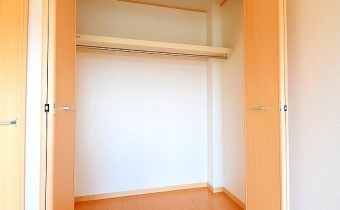 クローゼット①
