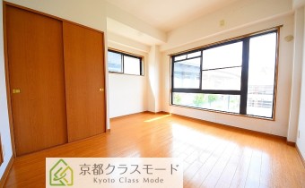 「角部屋」2面採光の明るいお部屋です♪