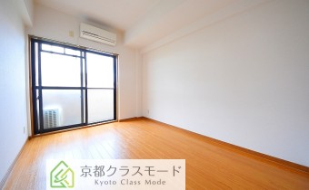 Room6