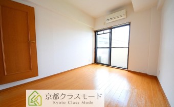 Room6