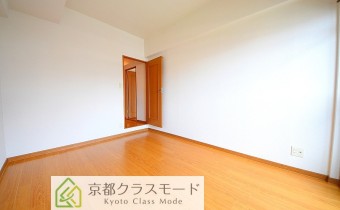 Room6