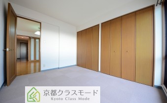Room6