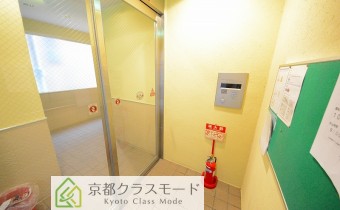 マンション玄関