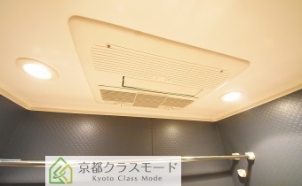 ミスト機能付き浴室乾燥機　※同マンション内の別のお部屋のものです。参考としてご覧ください。