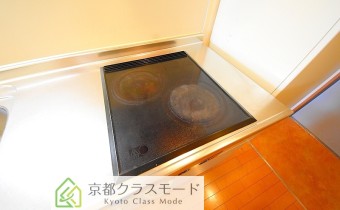 2口ハイラジエントヒーターキッチン