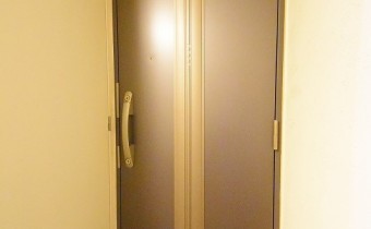 玄関ドア